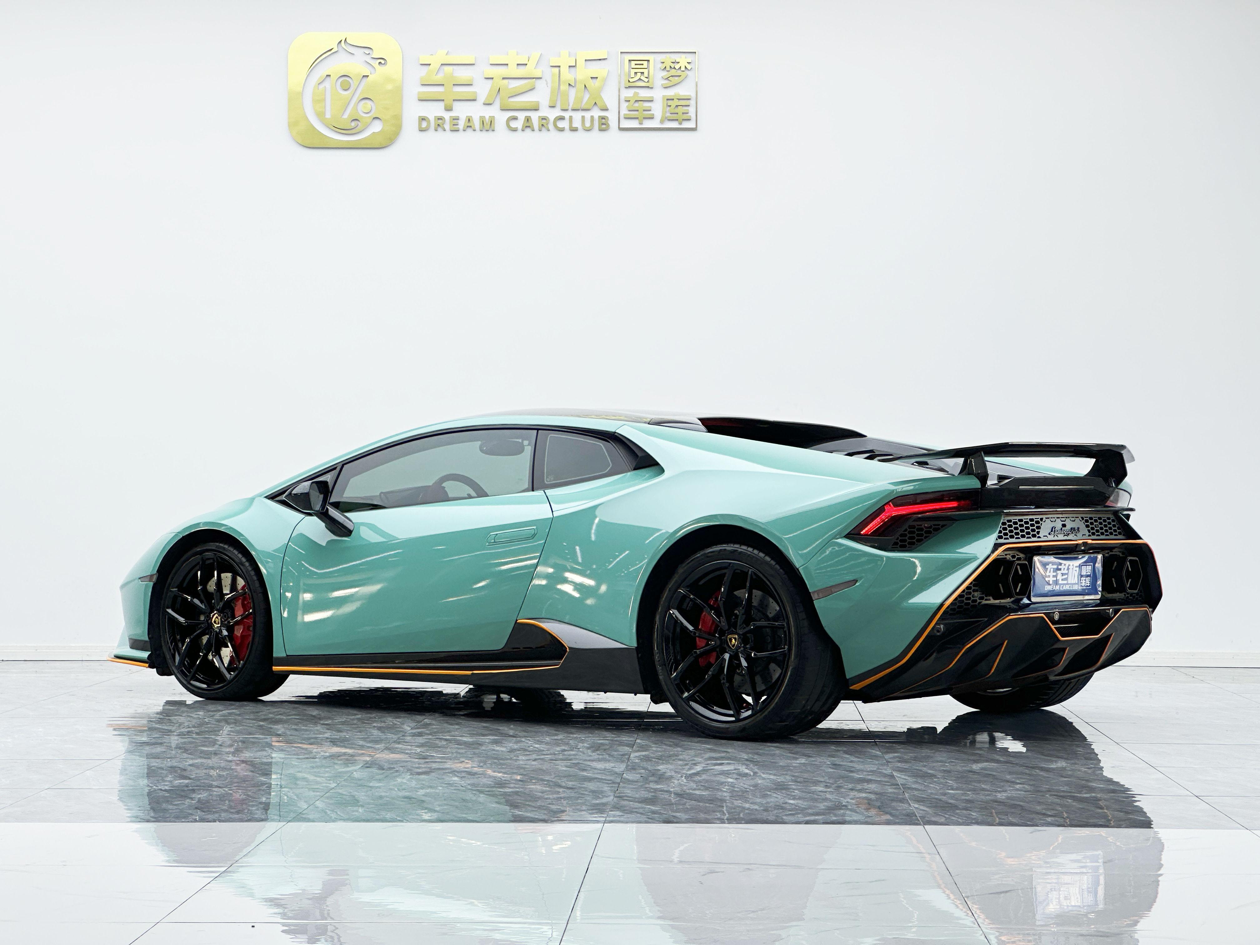 Lamborghini Huracán 2014 thumb 2
