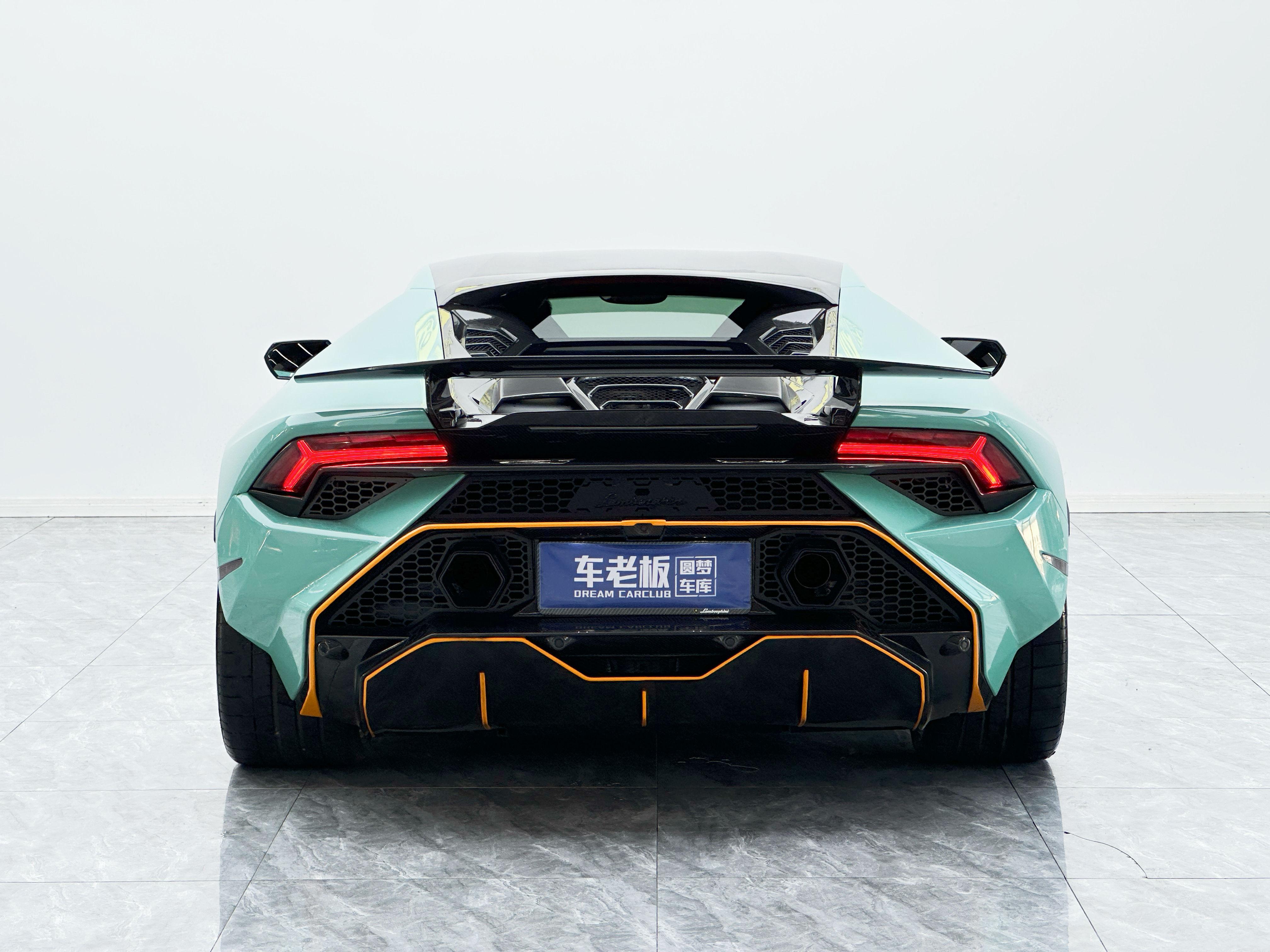 Lamborghini Huracán 2014 thumb 3