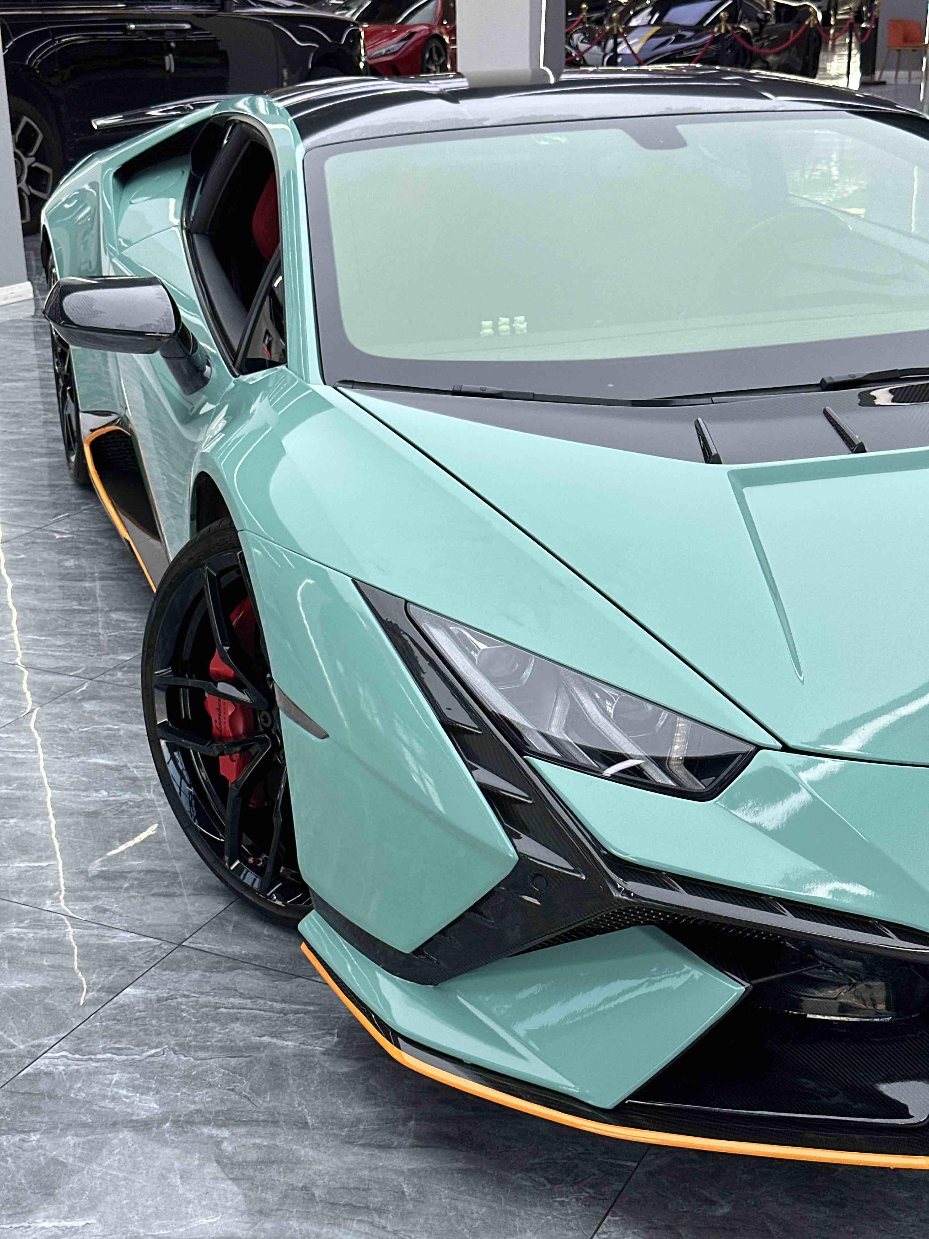 Lamborghini Huracán 2014 thumb 10