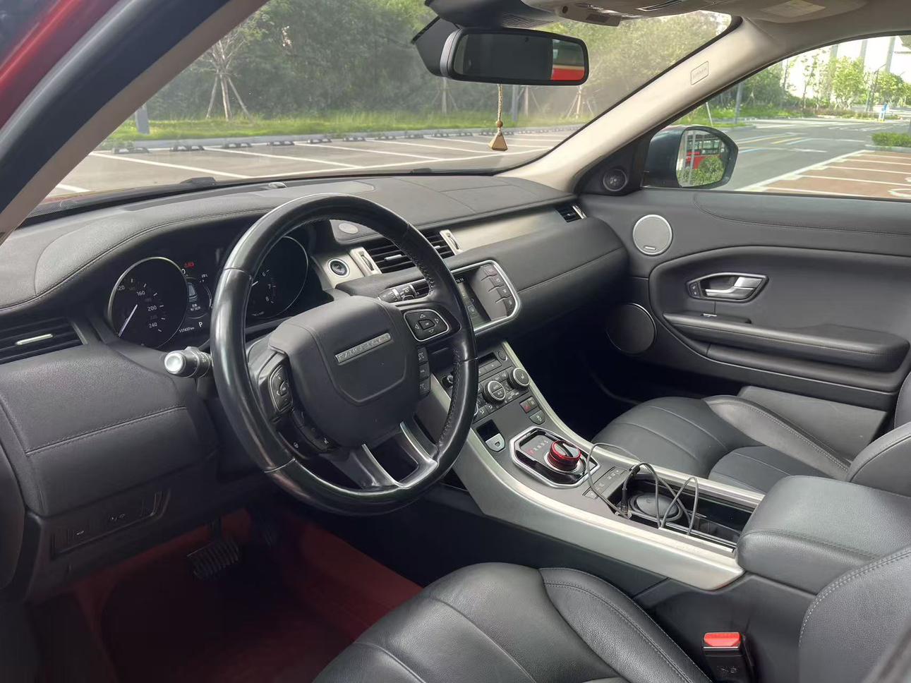 Land Rover Evoque 2016 thumb 6