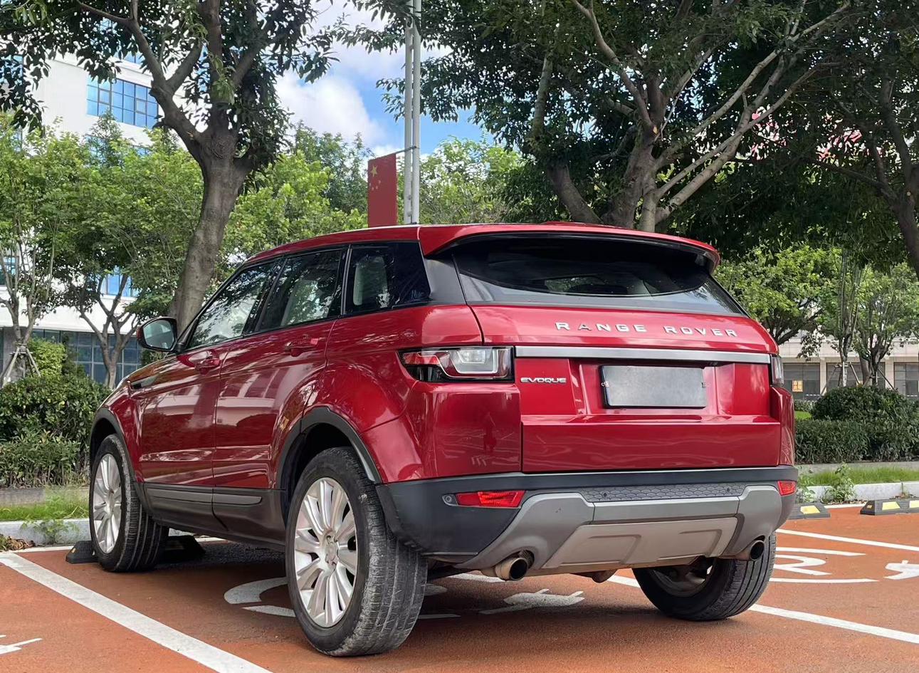 Land Rover Evoque 2016 thumb 11
