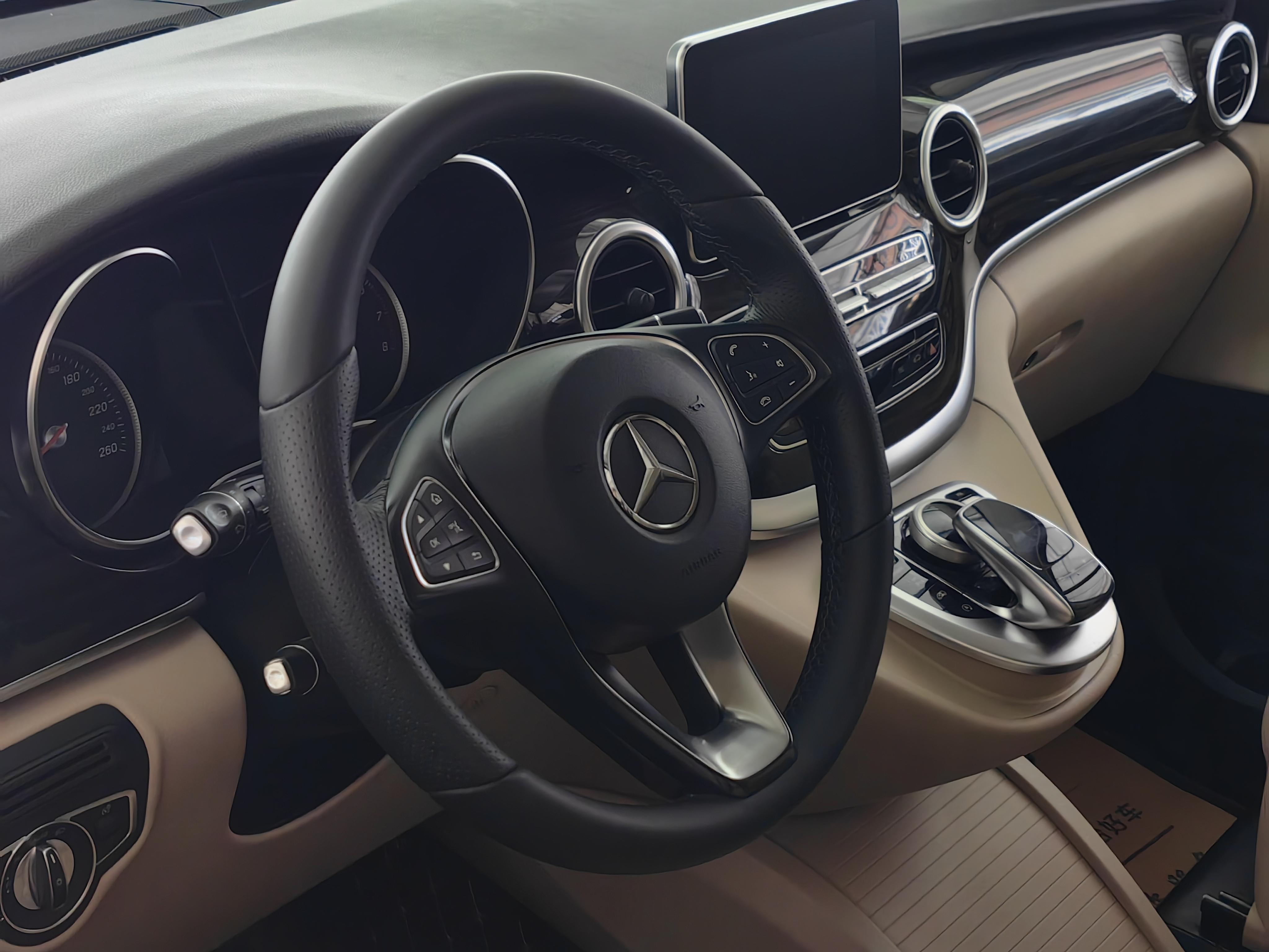 Mercedes-Benz V-Класс 2020 thumb 5