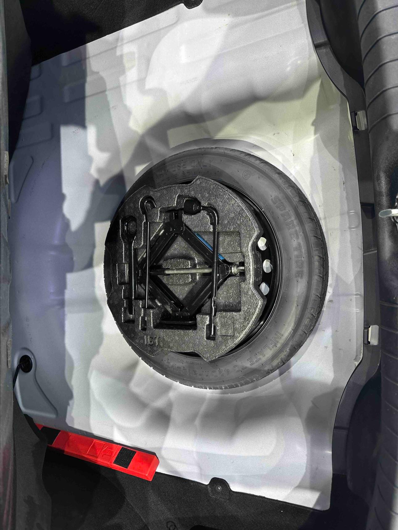Hyundai Elantra 2023 thumb 12