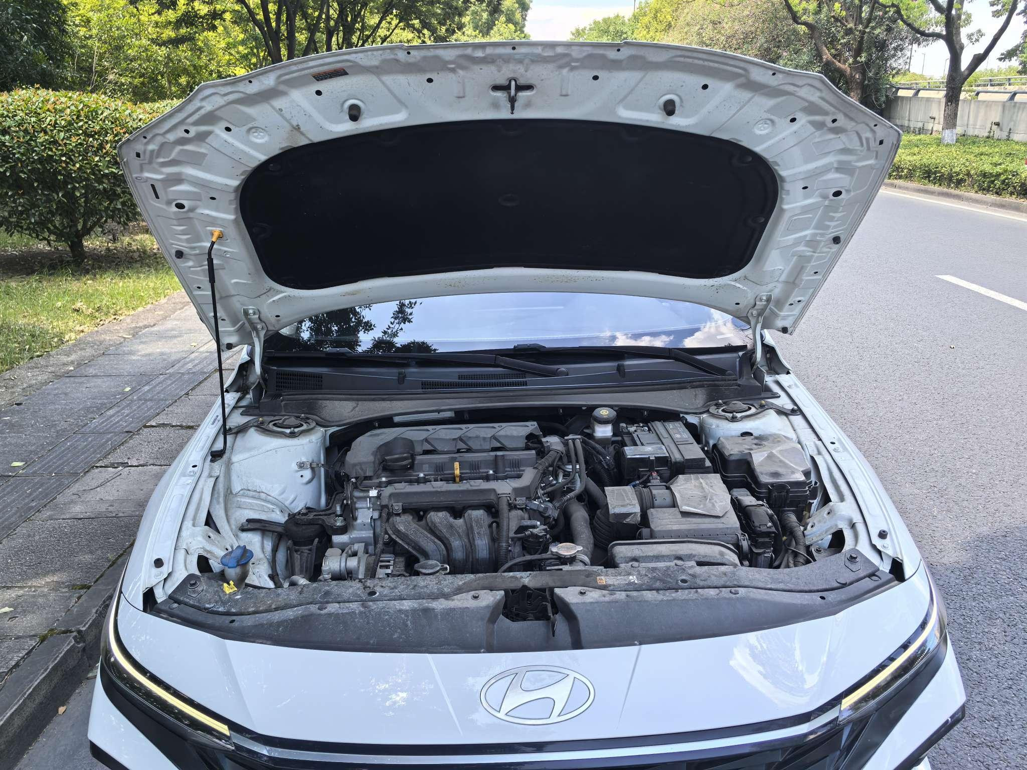 Hyundai Elantra 2023 thumb 4