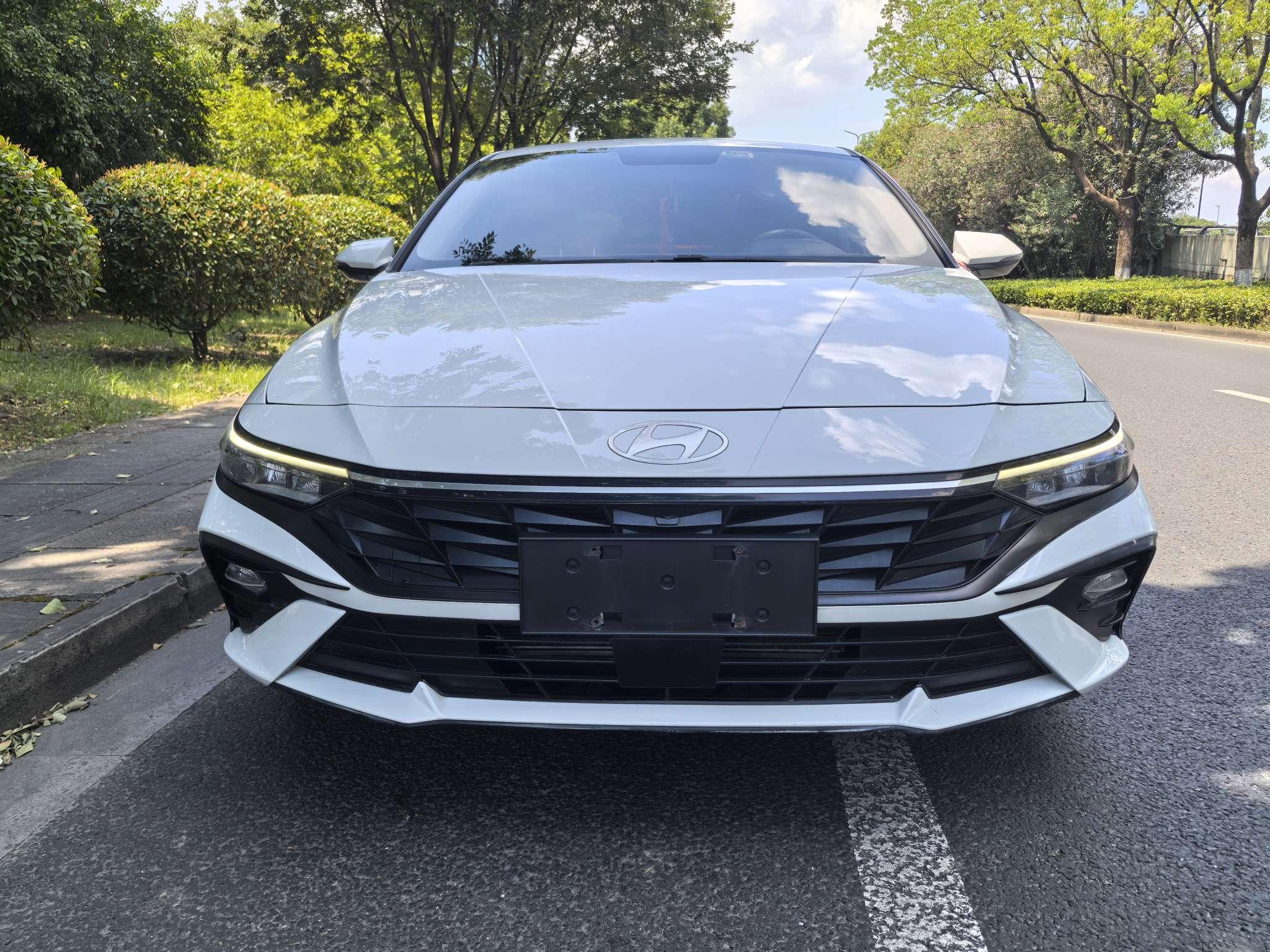 Hyundai Elantra 2023 thumb 10