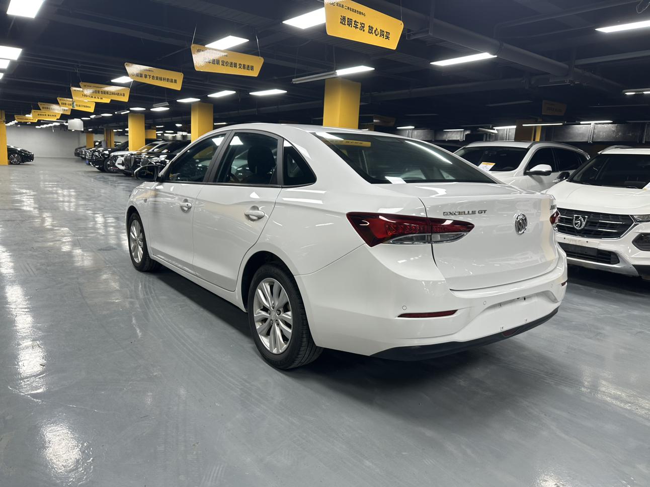 Buick Excelle 2021 thumb 3