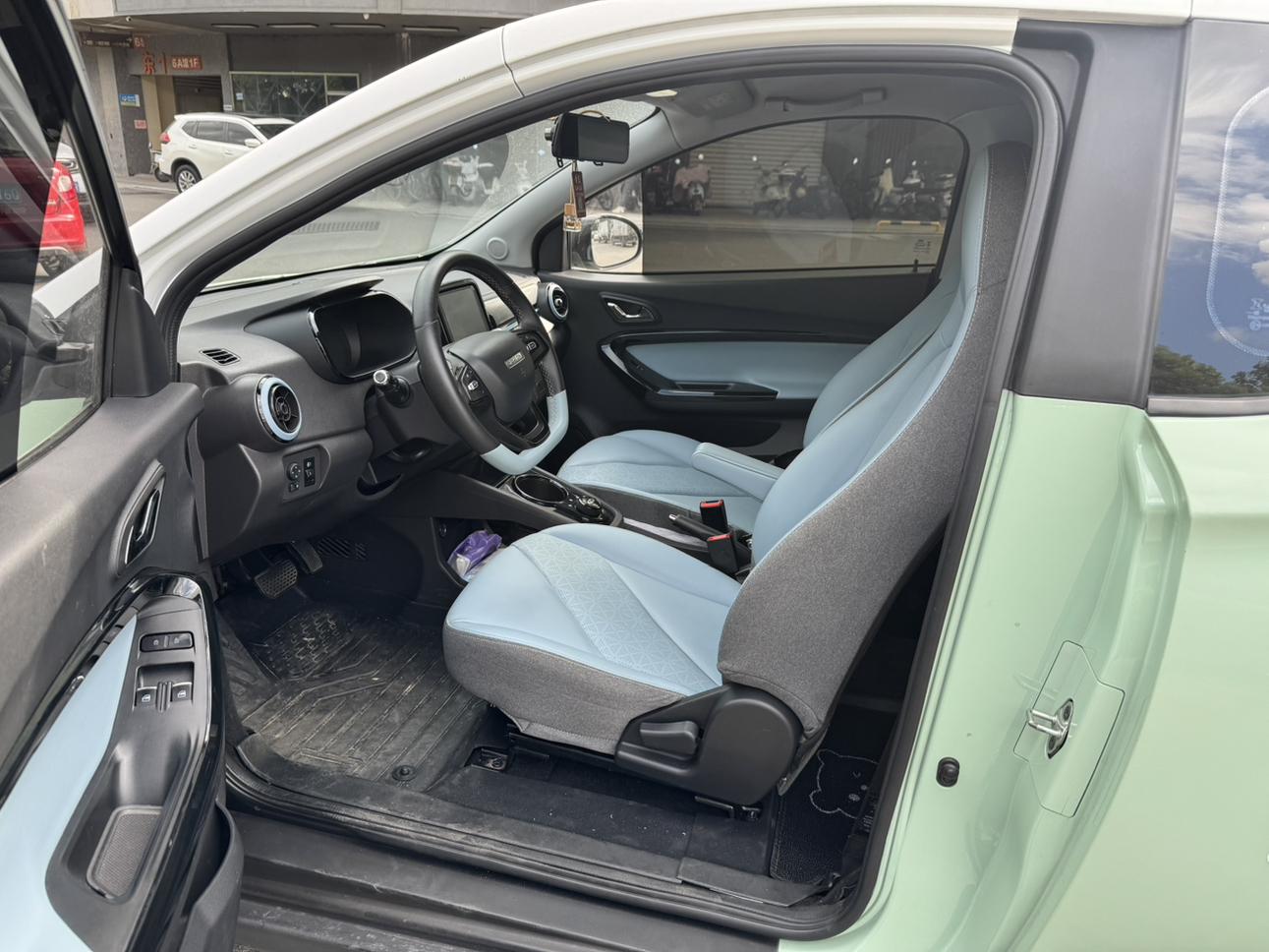 Chery QQ eQ1 2022 thumb 6