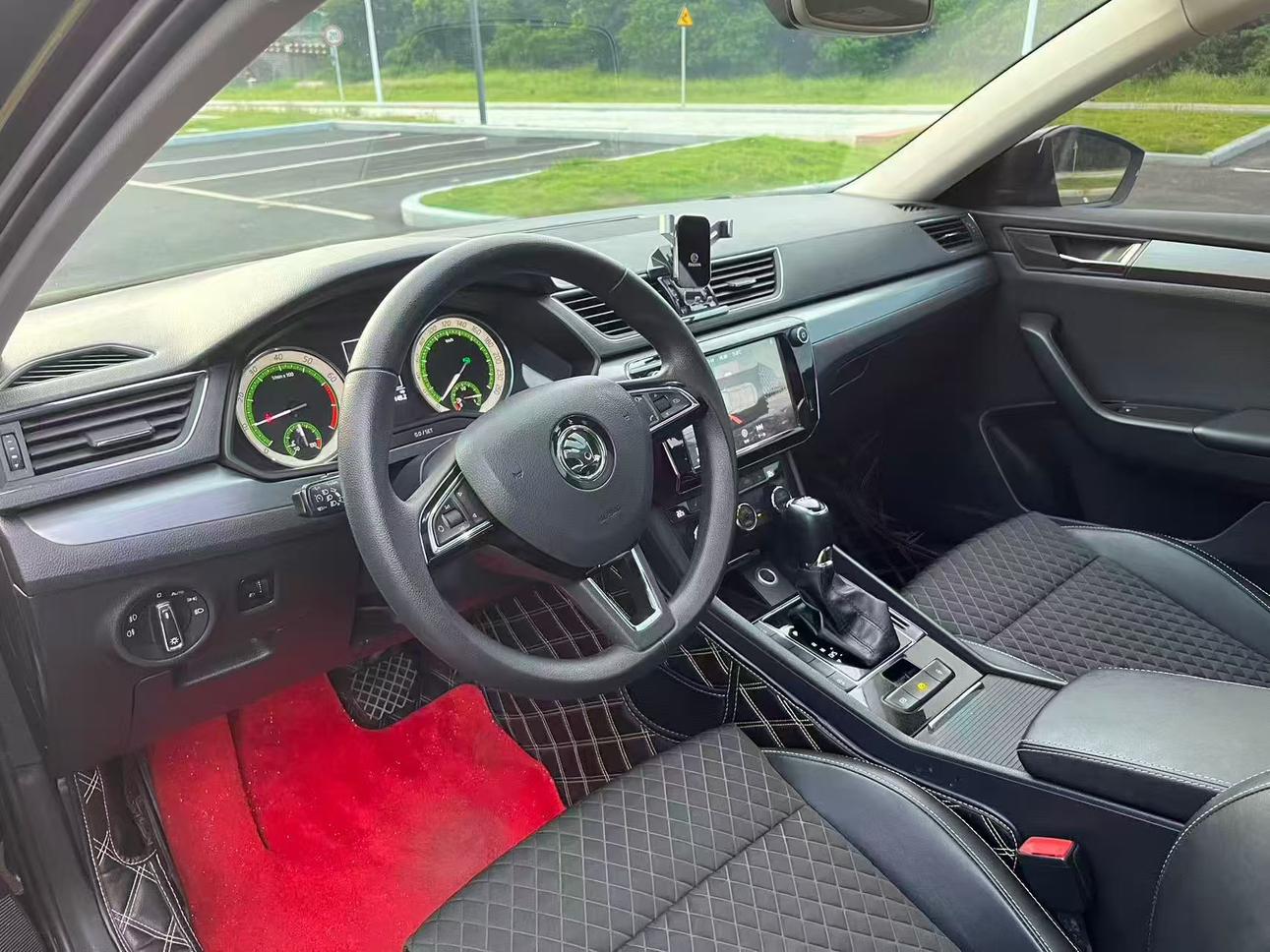 Skoda Su Pai 2019 thumb 6