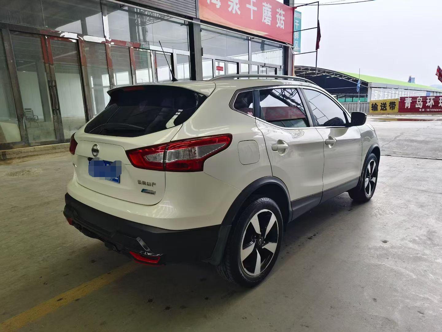 Nissan Qashqai+2 2017 thumb 5