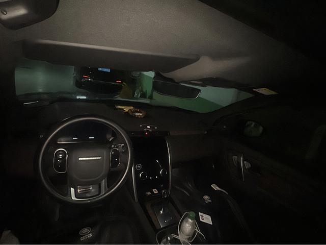 Land Rover Discovery Sport 2021 thumb 3
