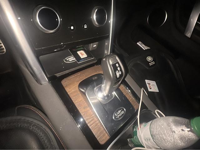 Land Rover Discovery Sport 2021 thumb 7