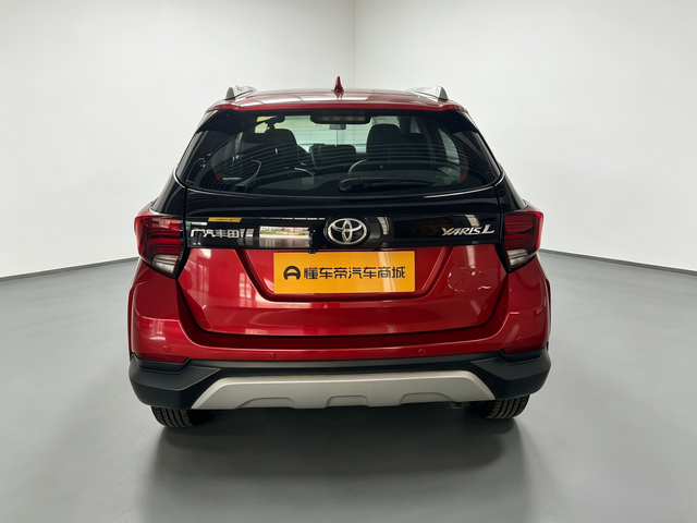 Toyota Yaris 2021 thumb 4