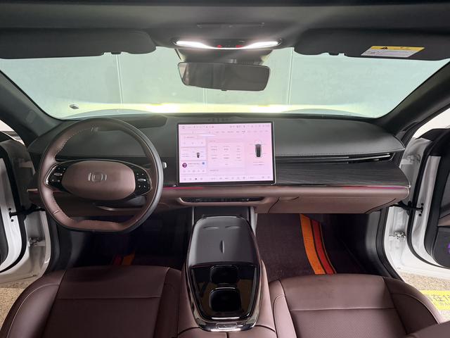 Changan Qiyuan A07 2025 thumb 12