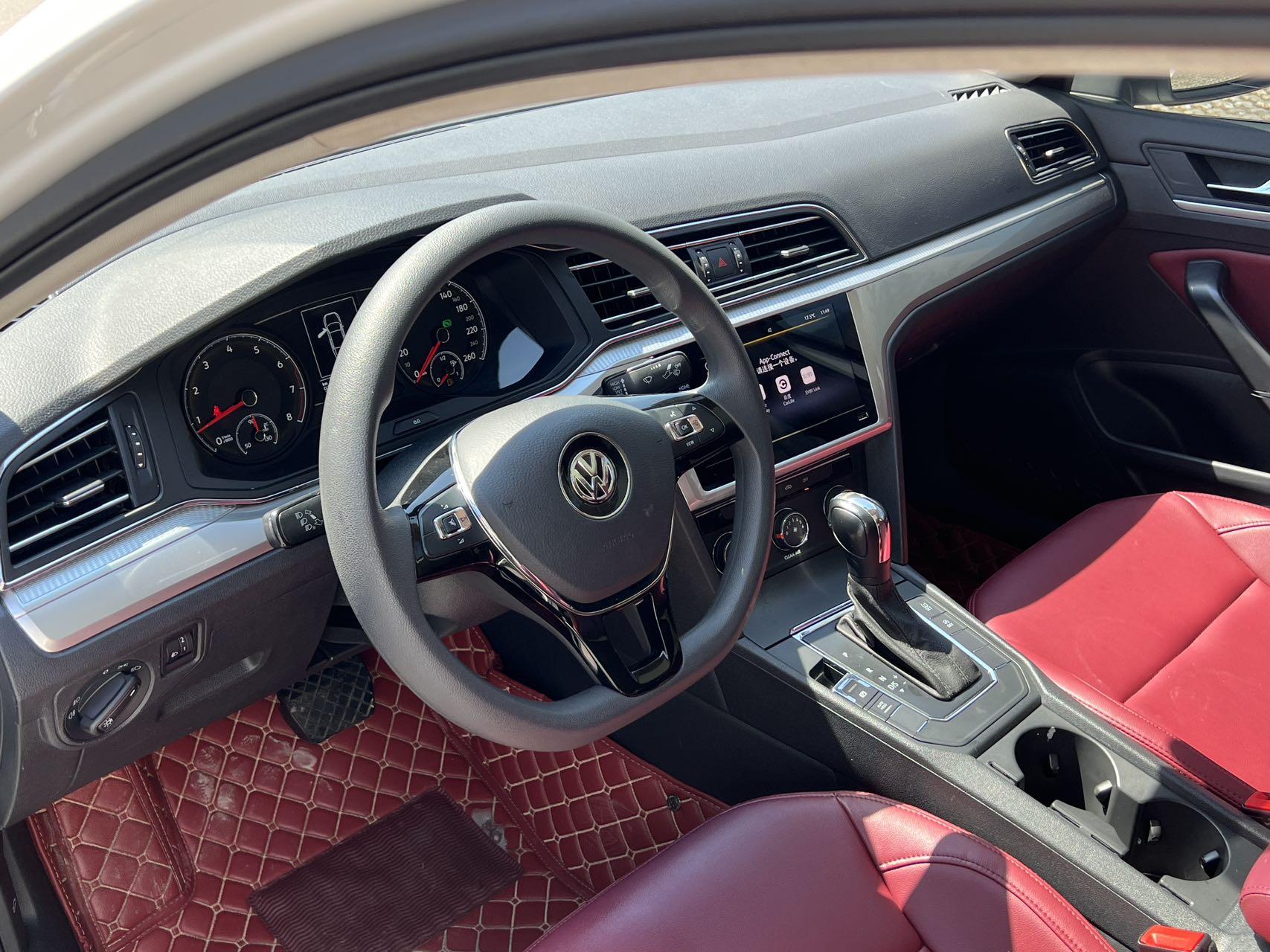 Volkswagen Lamando 2021 thumb 10