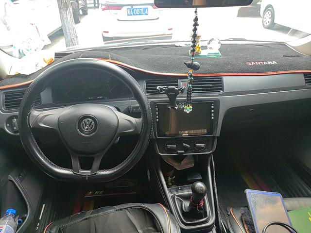 Volkswagen Santana 2019 thumb 3
