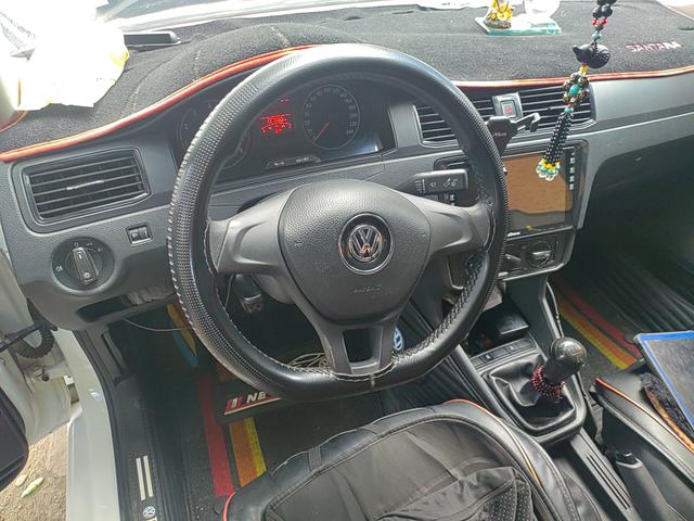 Volkswagen Santana 2019 thumb 5