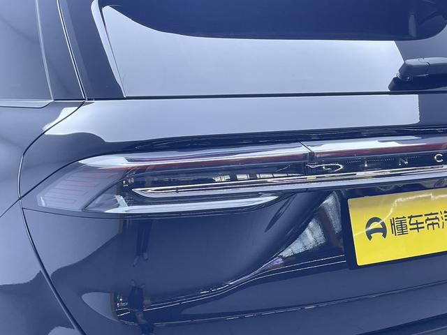 Lincoln Aviator 2025 thumb 11