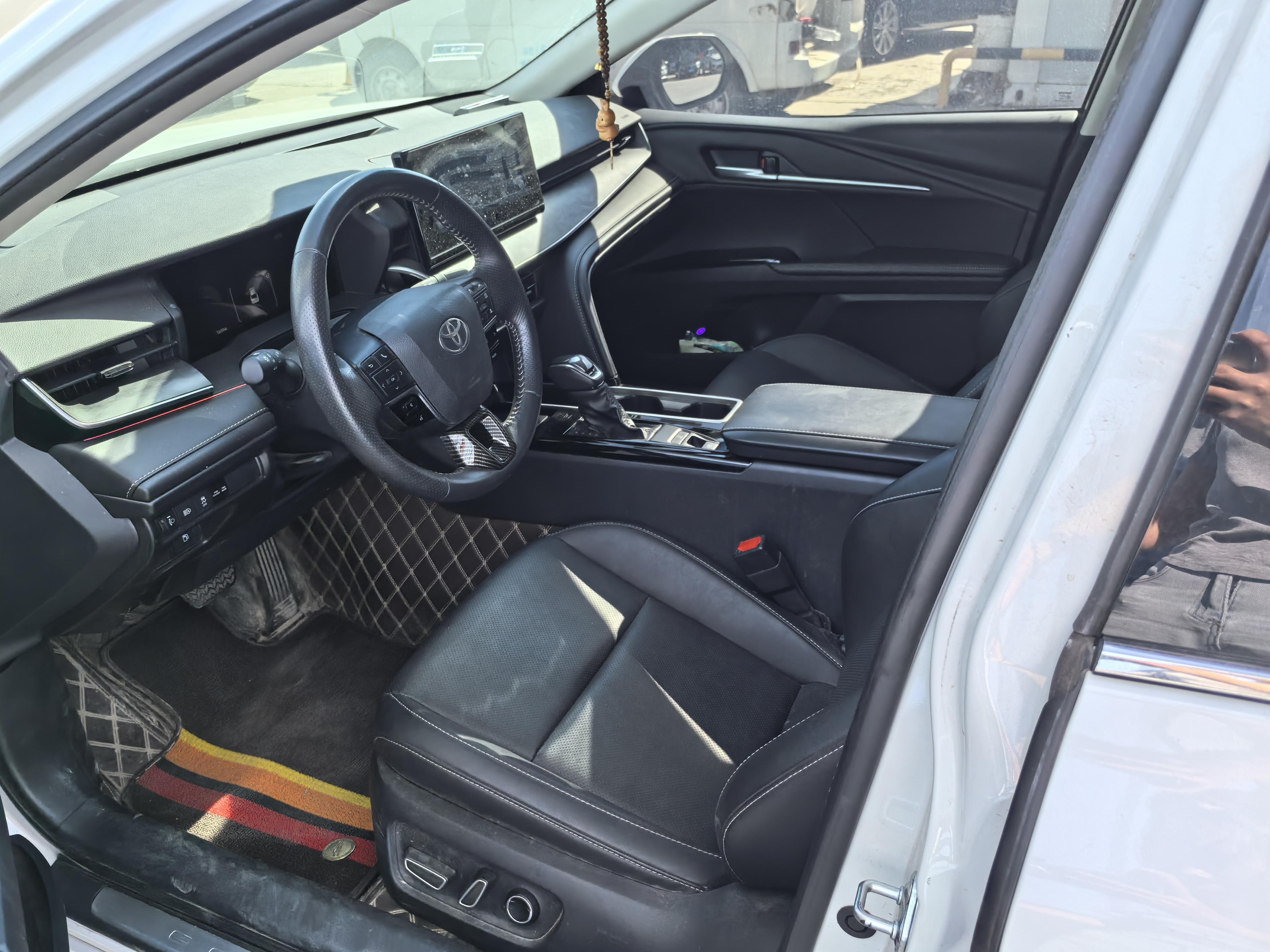 Toyota Camry 2024 thumb 9