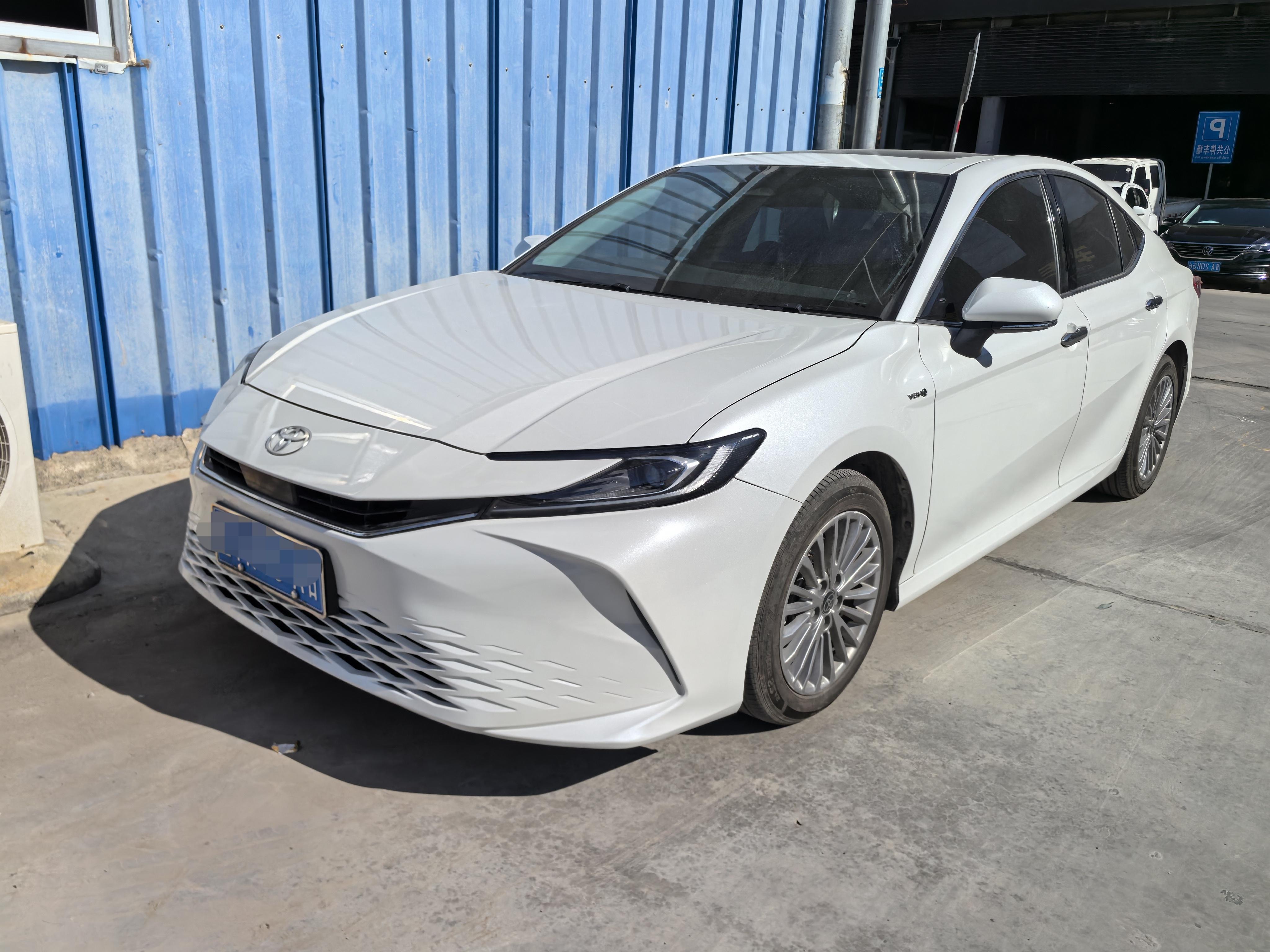 Toyota Camry 2024 thumb 11