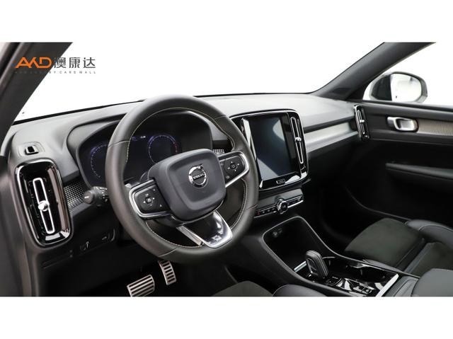 Volvo XC40 2020 thumb 5
