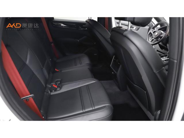 Porsche Cayenne 2022 thumb 6