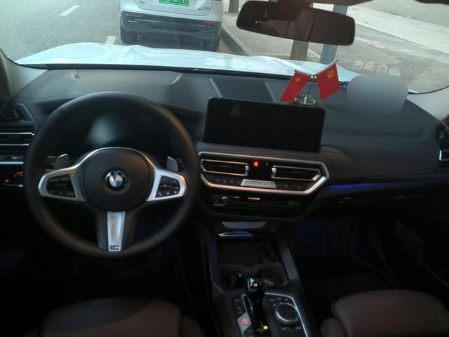 BMW X3 2022 thumb 3