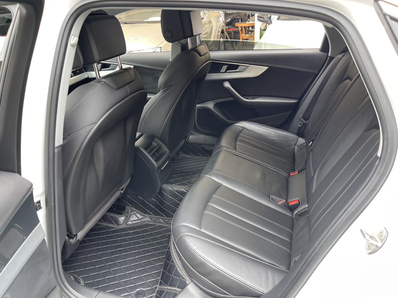 Audi A4 2024 thumb 10