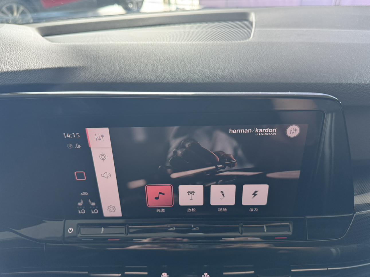 Volkswagen Golf Sportsvan 2022 thumb 8
