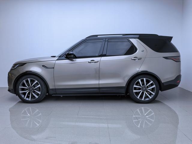 Land Rover Discovery 2023 thumb 2