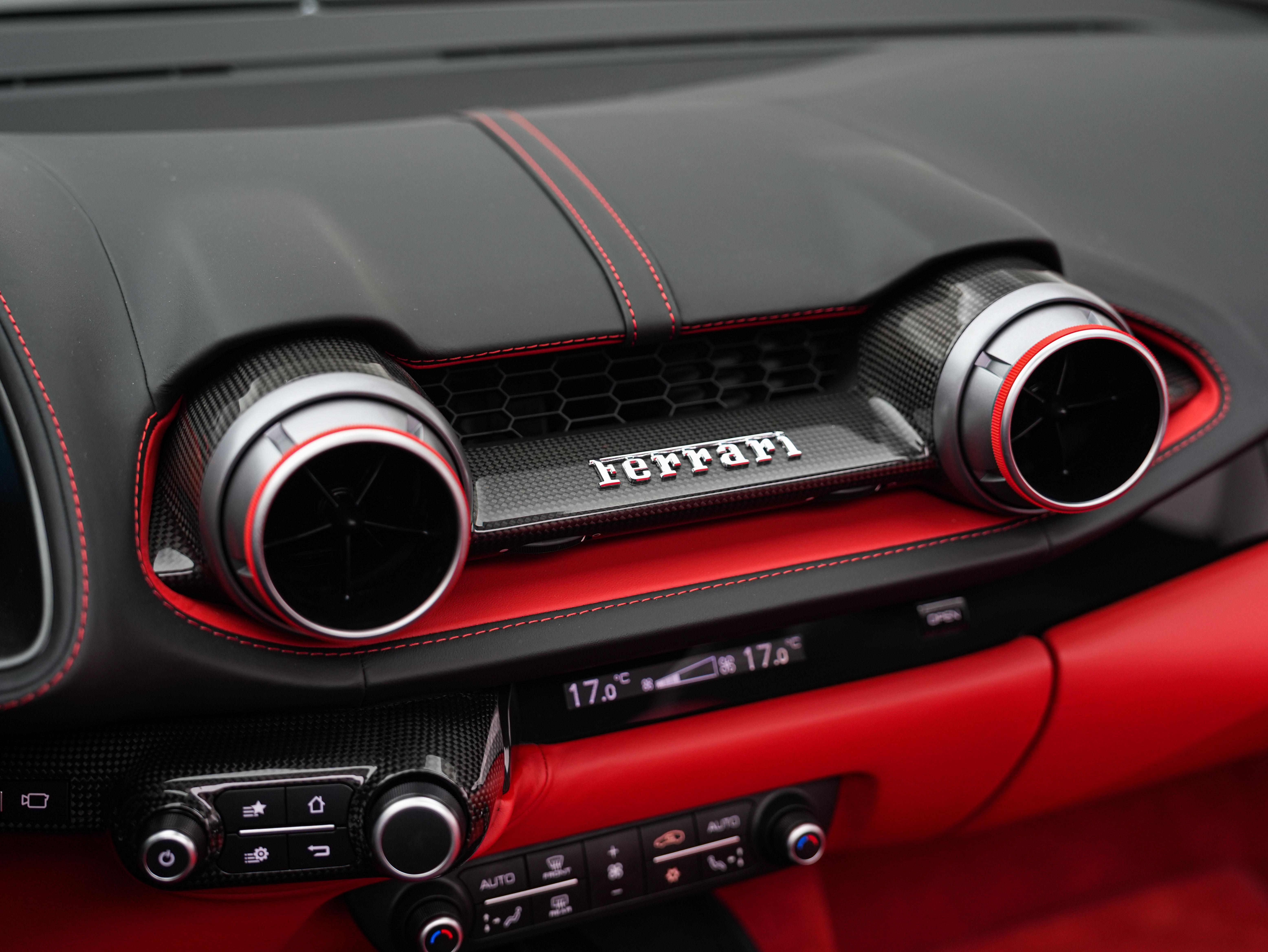 Ferrari 812 2020 thumb 7