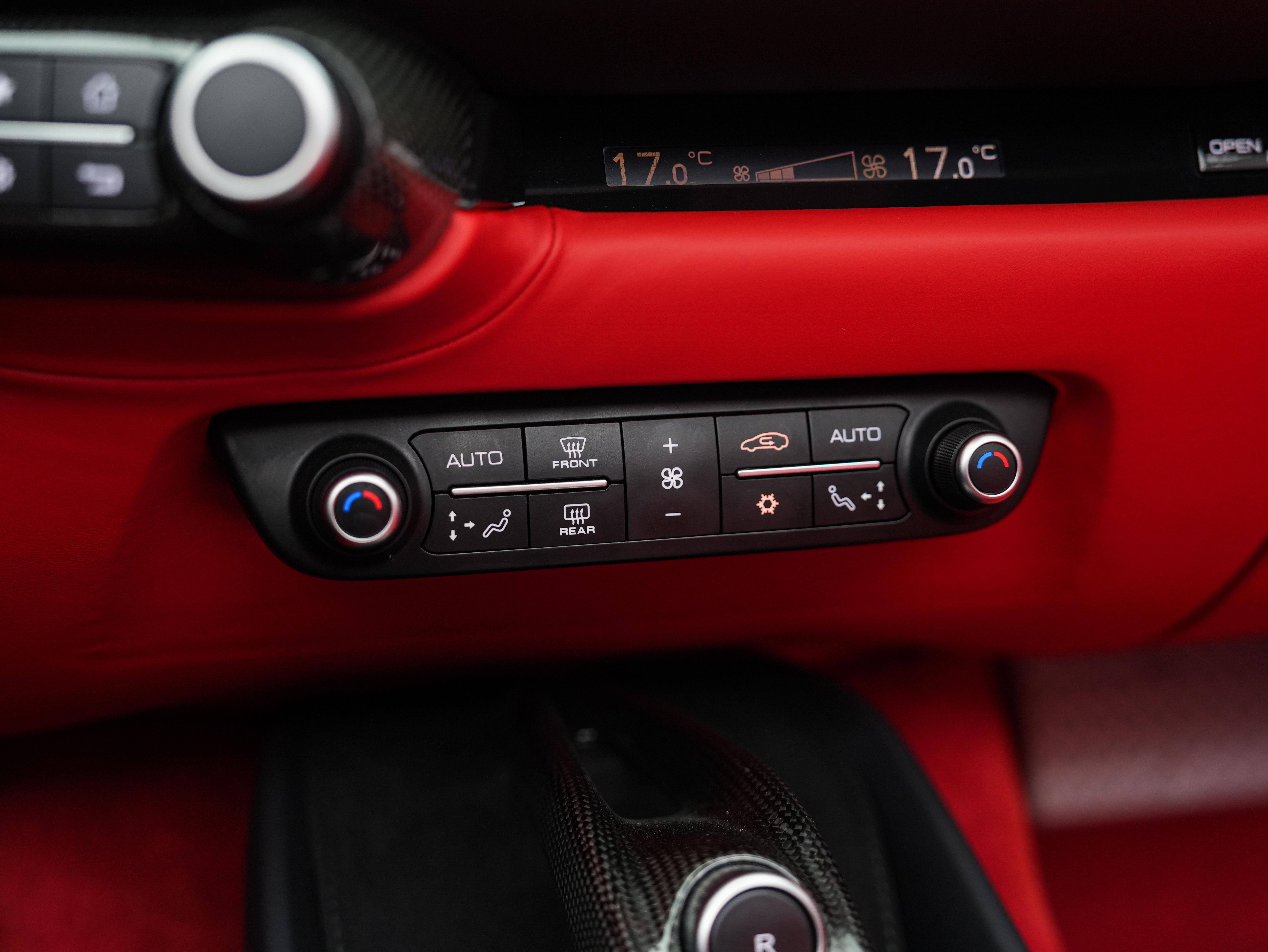 Ferrari 812 2020 thumb 11