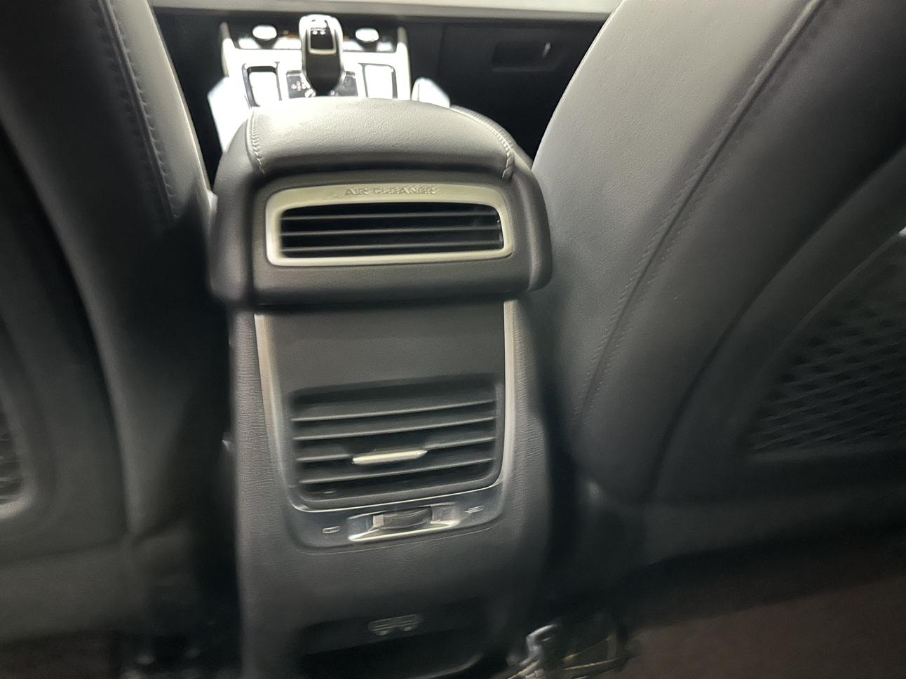 Geely Boyue 2020 thumb 6