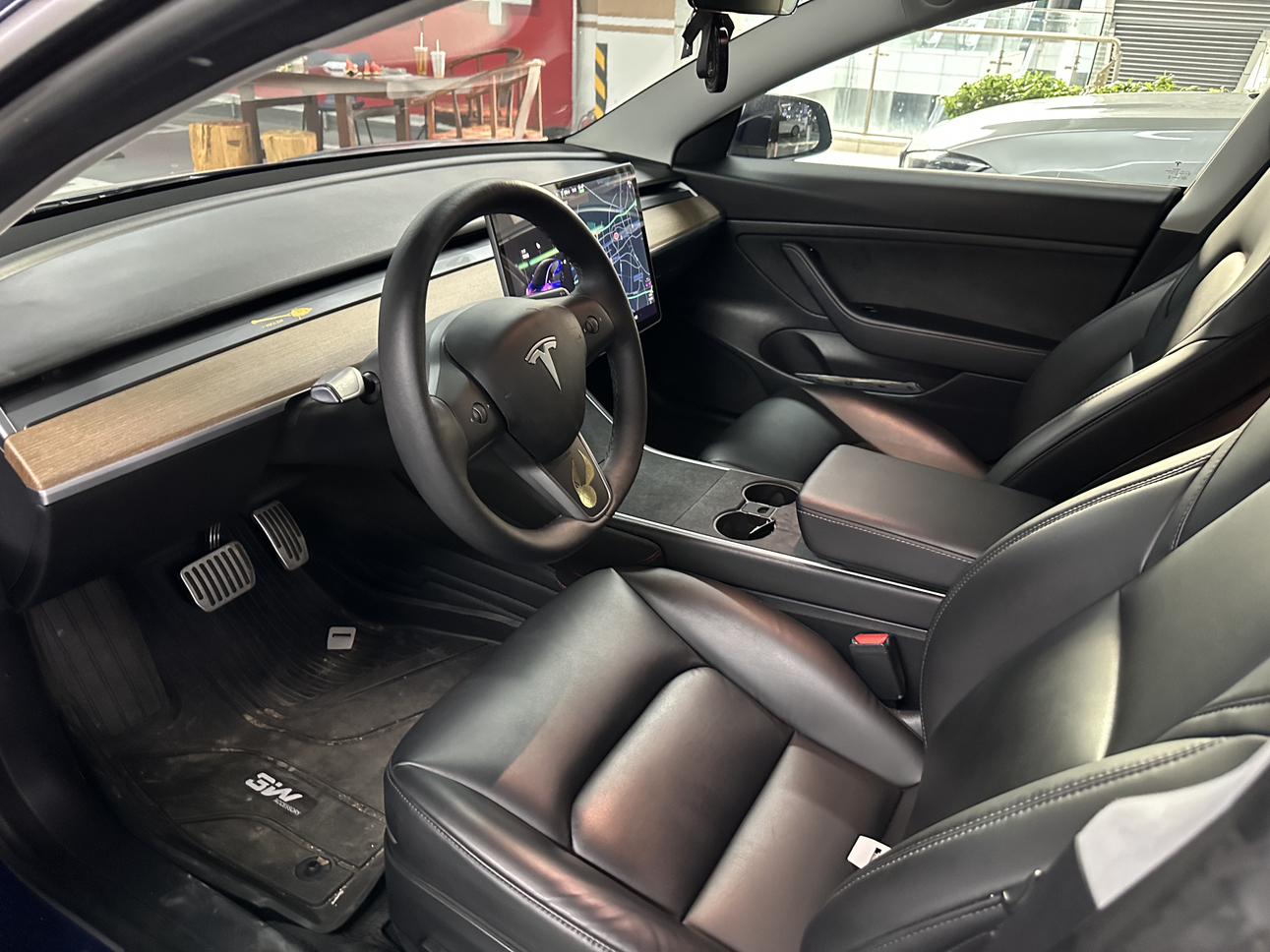 Tesla Model 3 2019 thumb 7