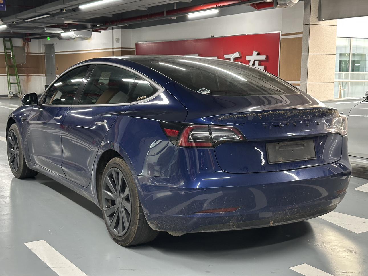 Tesla Model 3 2019 thumb 12