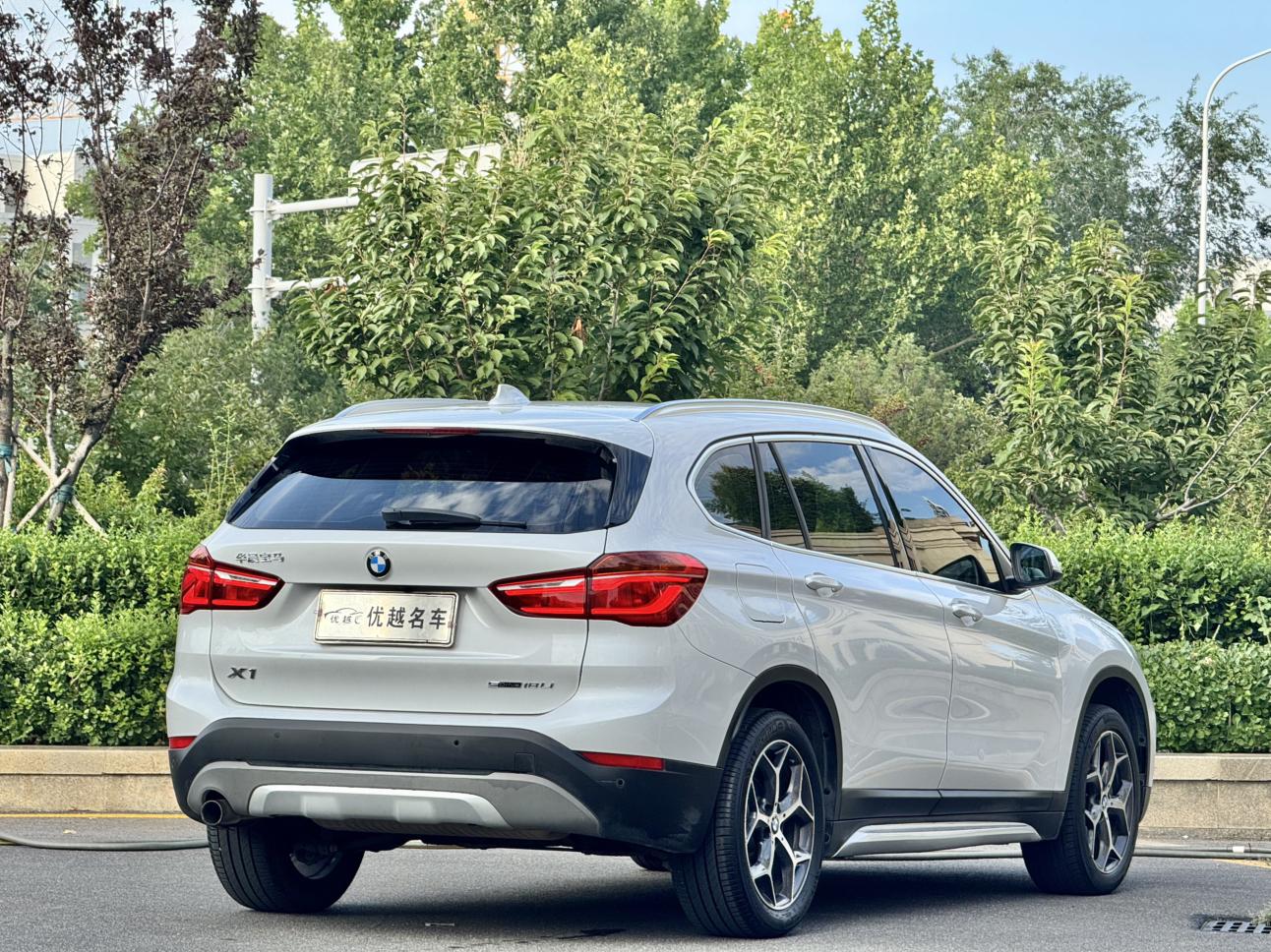 BMW X1 2019 thumb 5