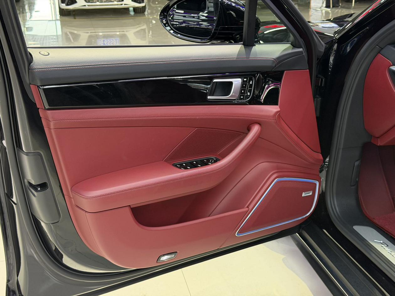 Porsche Panamera 2021 thumb 5