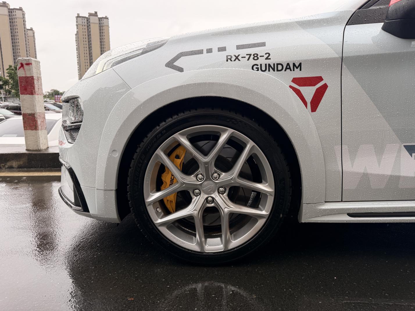 Lynk & Co 02 Hatchback 2021 thumb 7