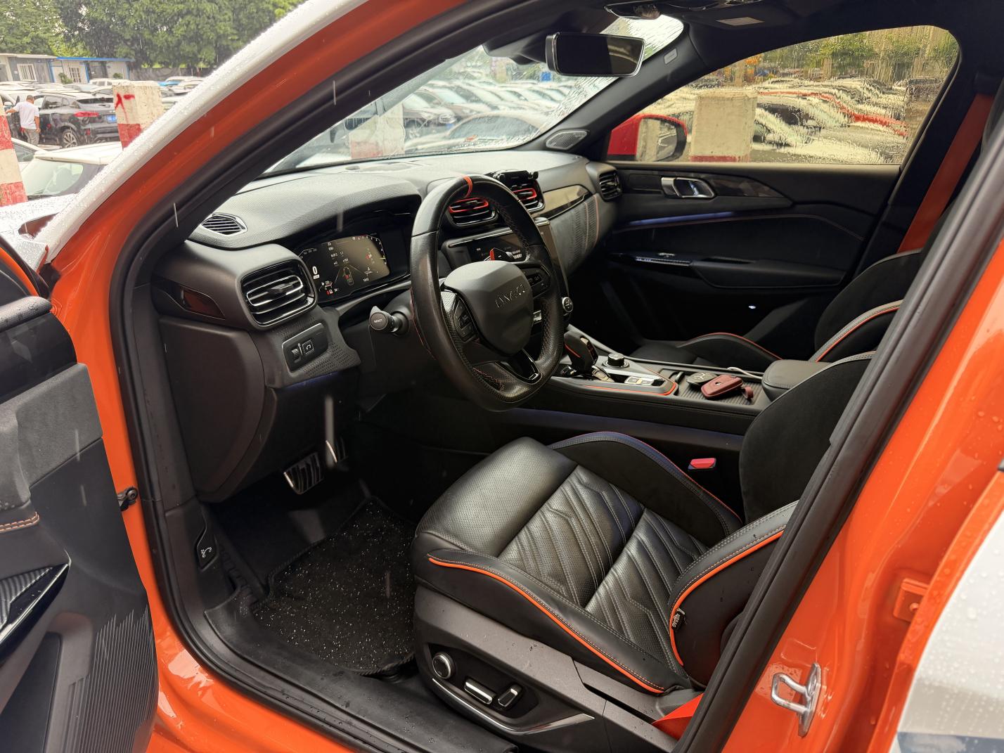 Lynk & Co 02 Hatchback 2021 thumb 11