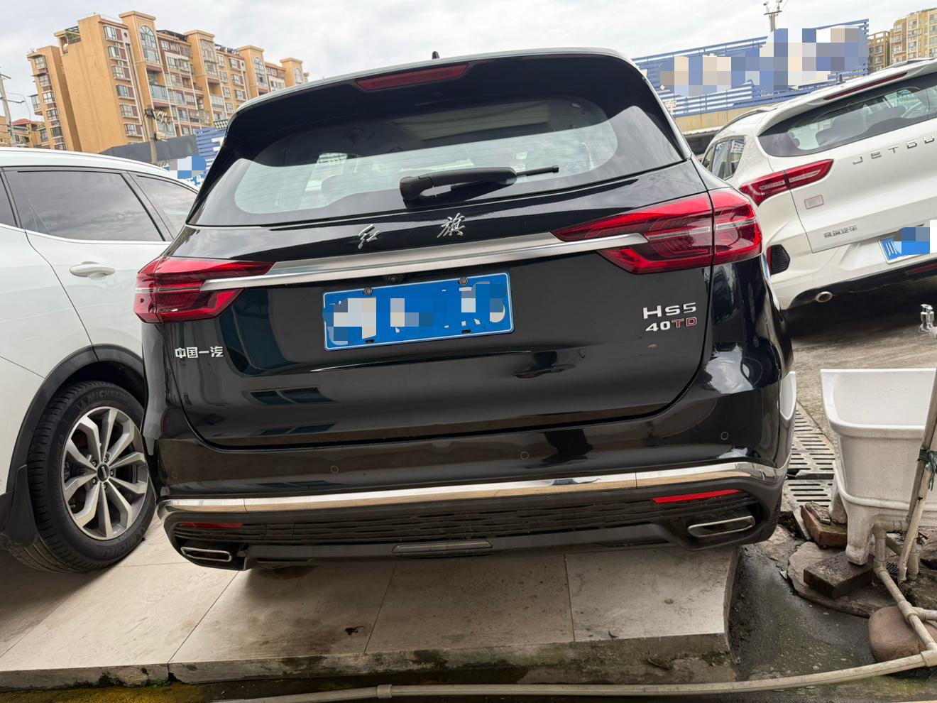 Hongqi HS5 2019 thumb 2