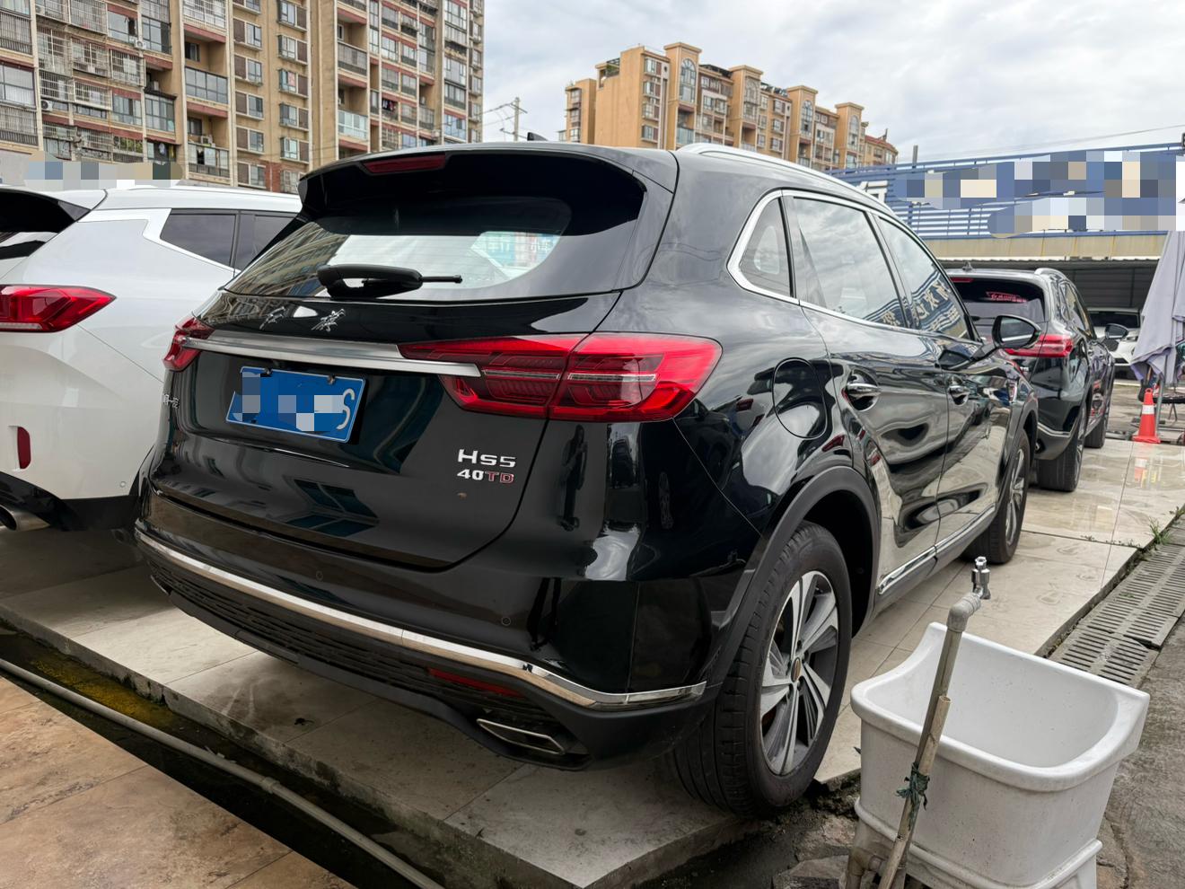 Hongqi HS5 2019 thumb 3