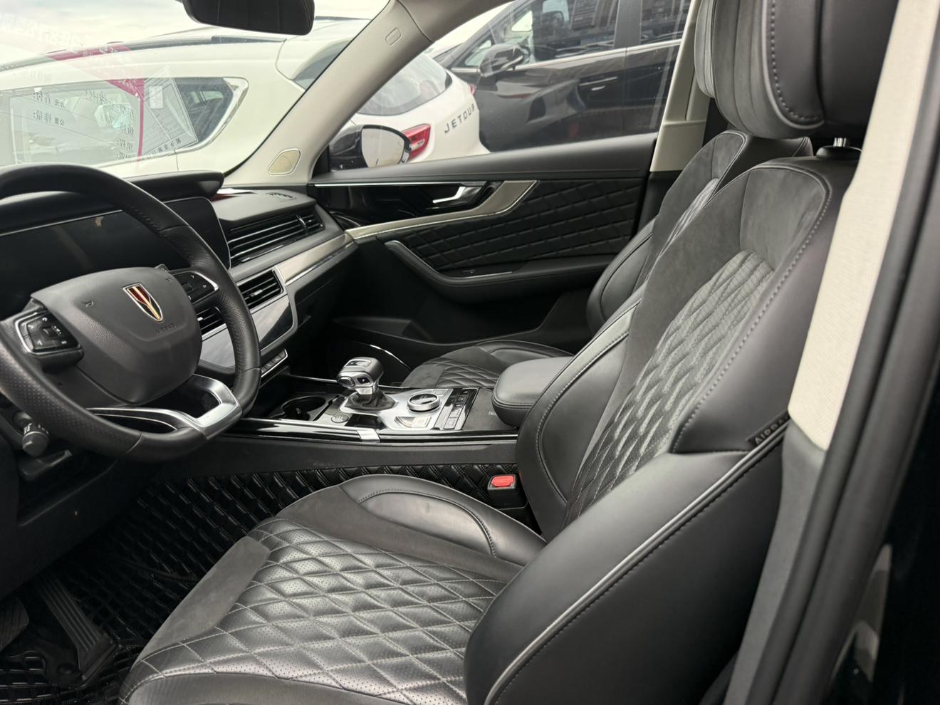 Hongqi HS5 2019 thumb 11