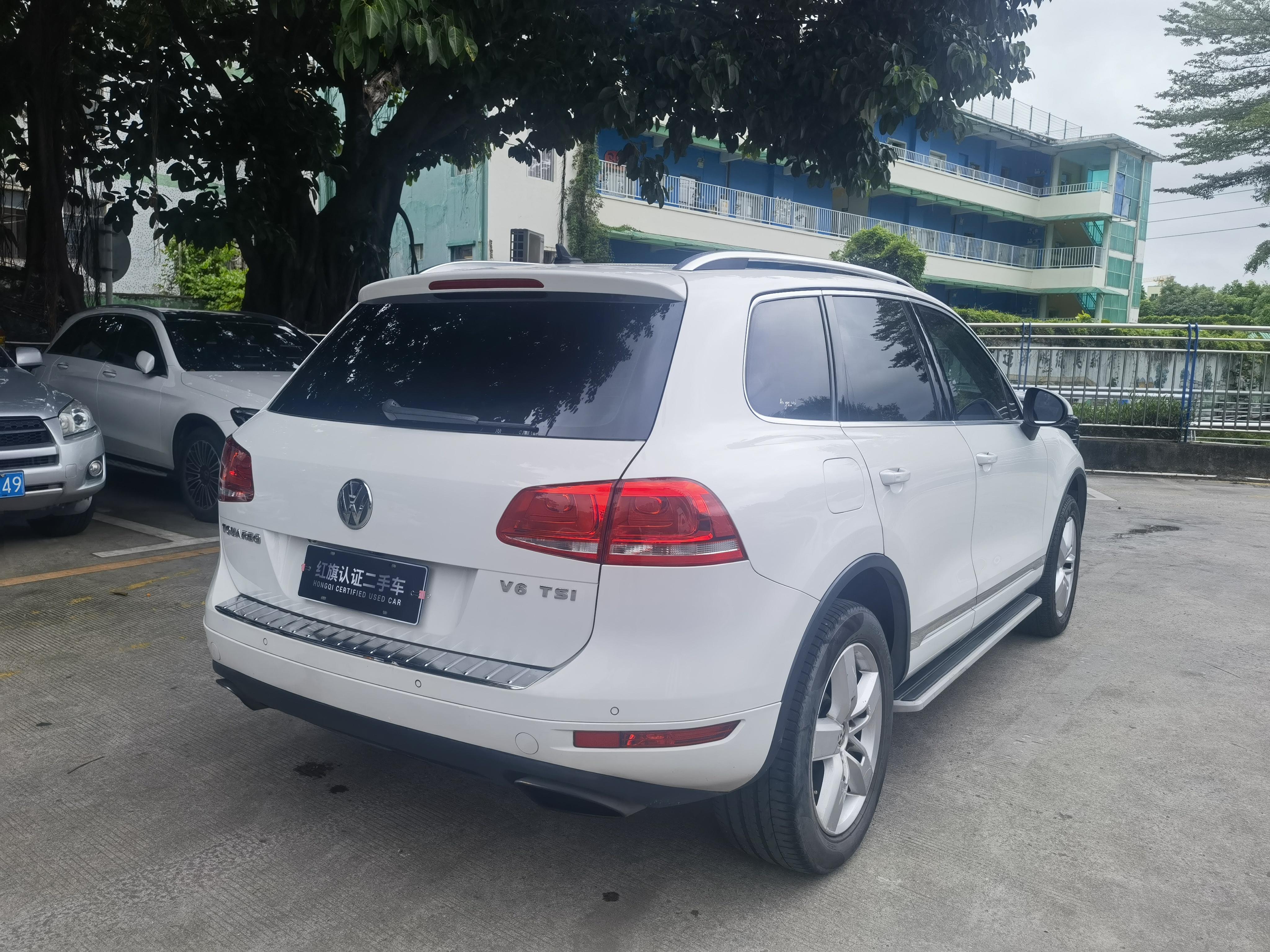 Volkswagen Touareg 2013 thumb 4