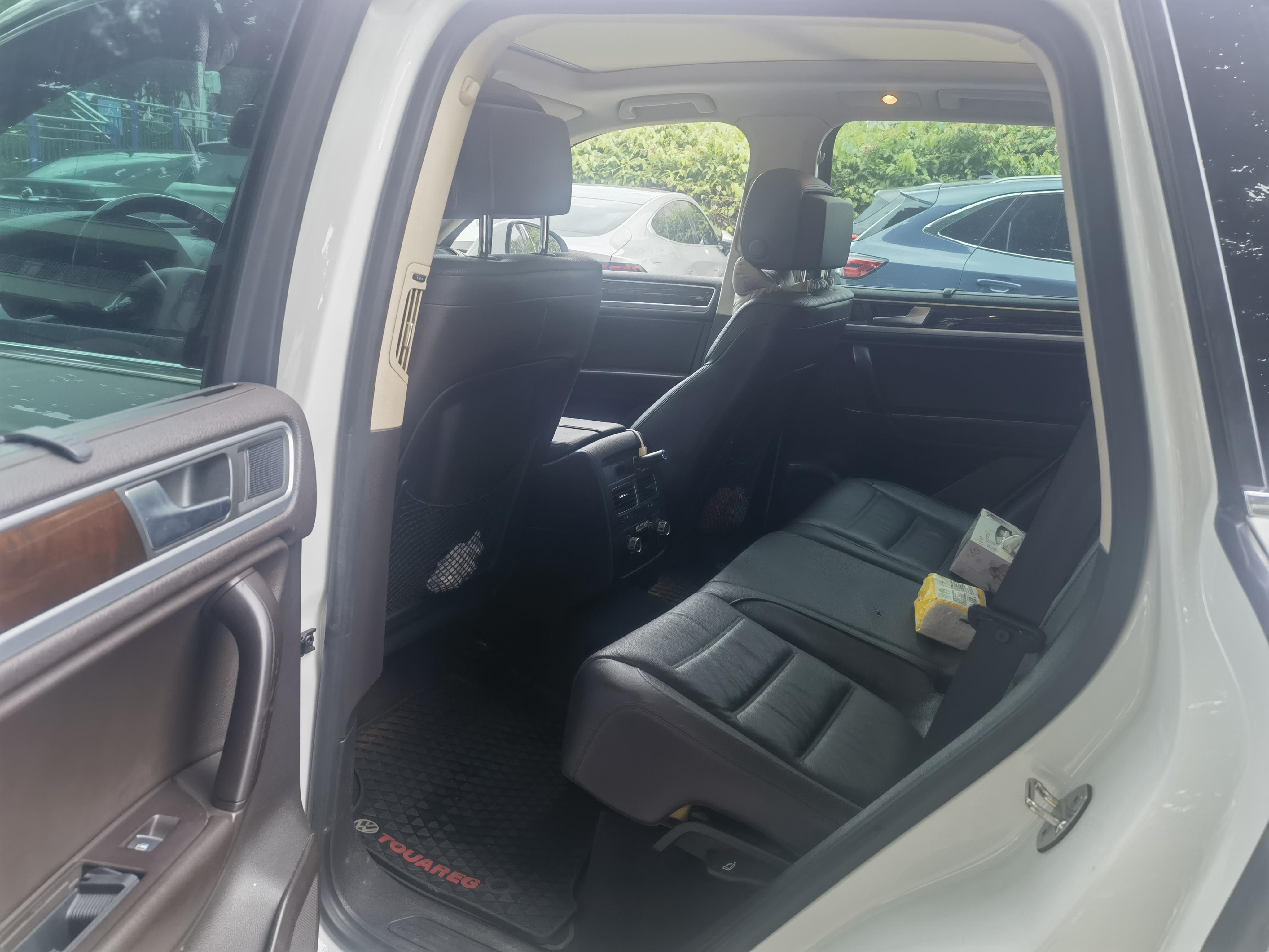 Volkswagen Touareg 2013 thumb 7