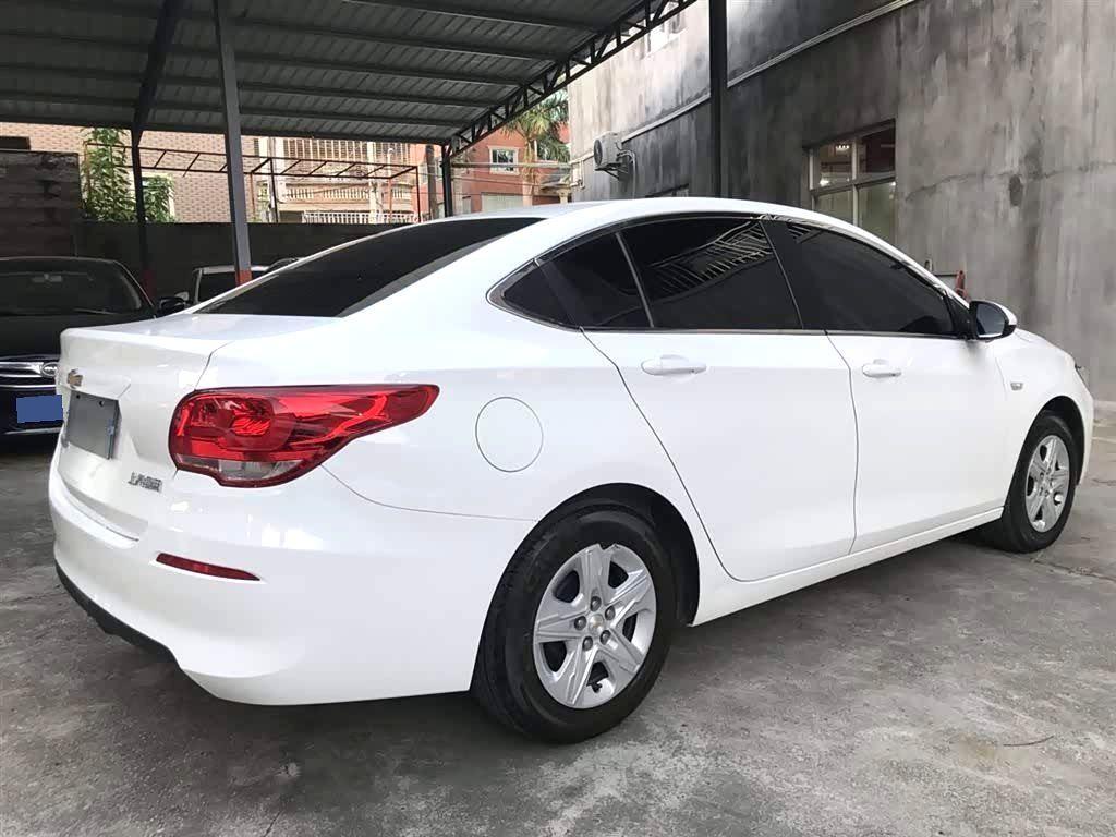 Chevrolet Cavalier 2019 thumb 4