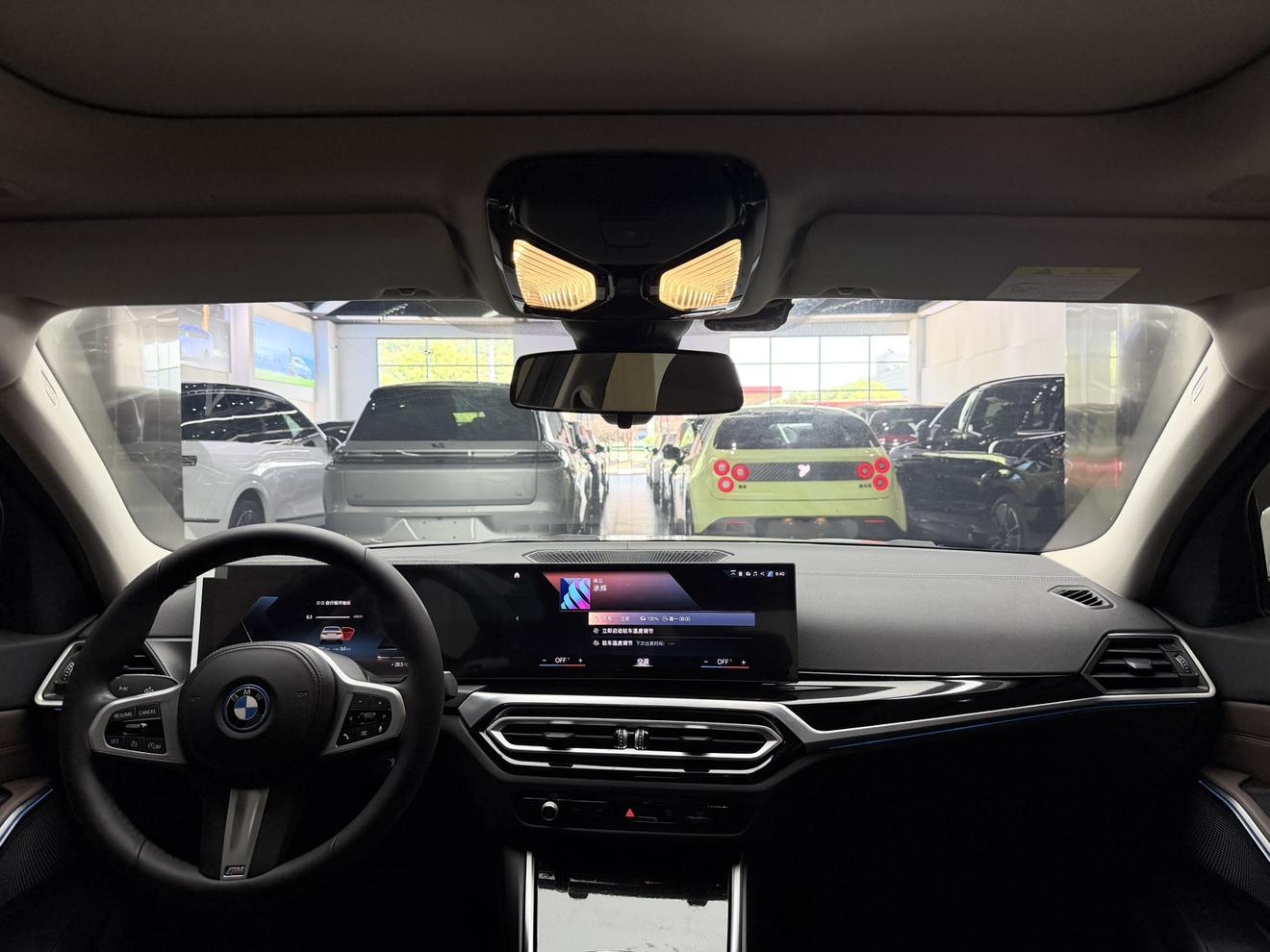BMW i3 2022 thumb 10
