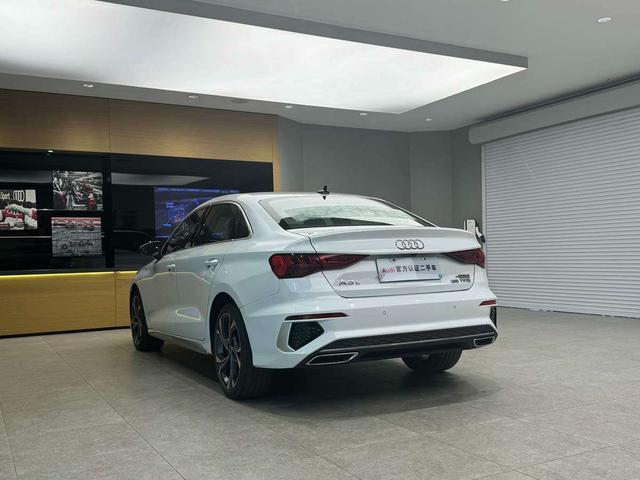 Audi A3 2023 thumb 2