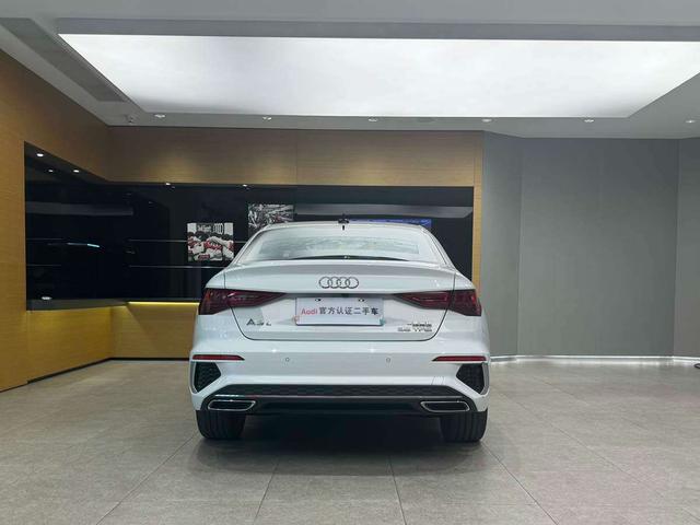 Audi A3 2023 thumb 3