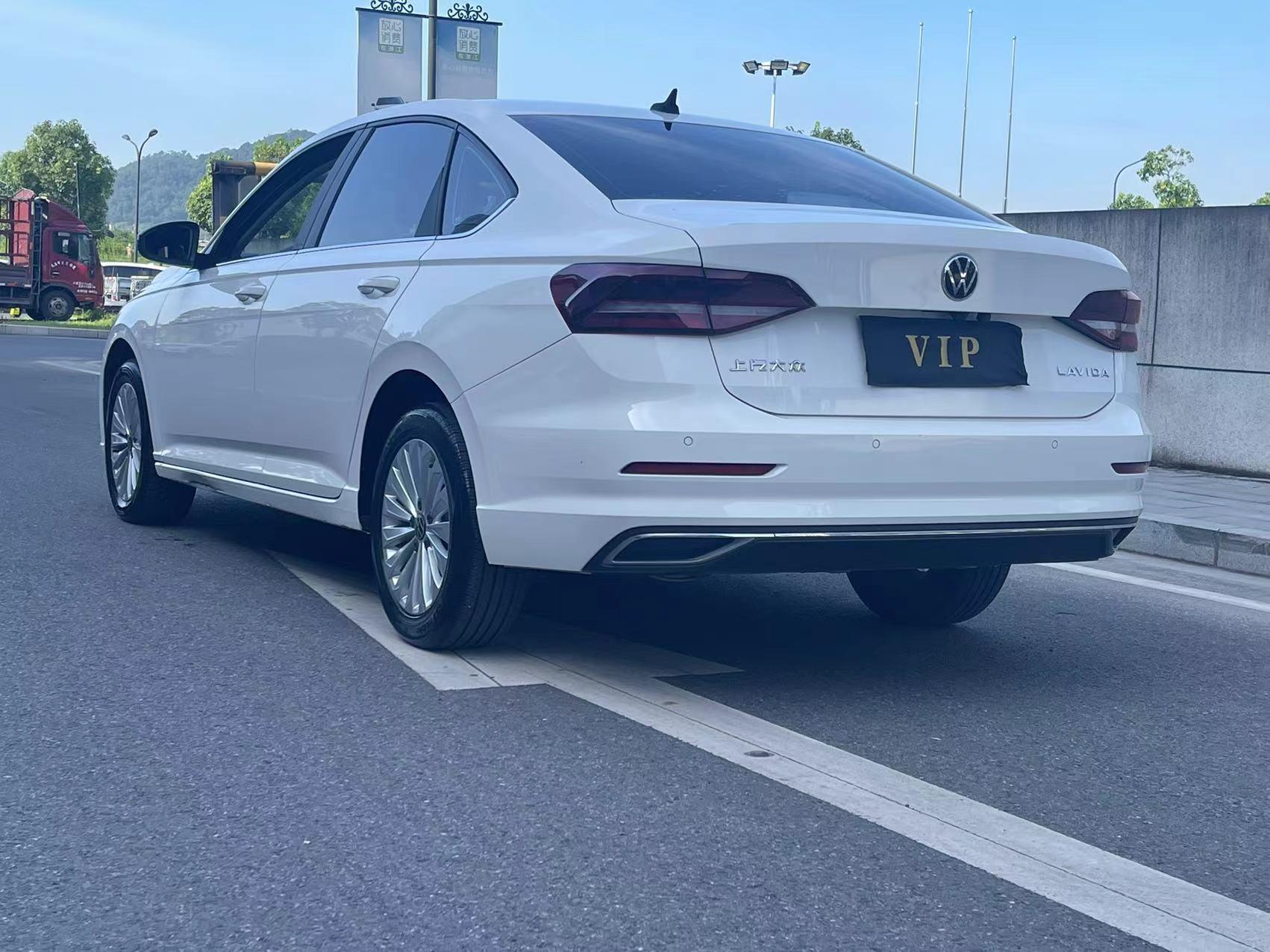 Volkswagen Lavida XR 2021 thumb 3