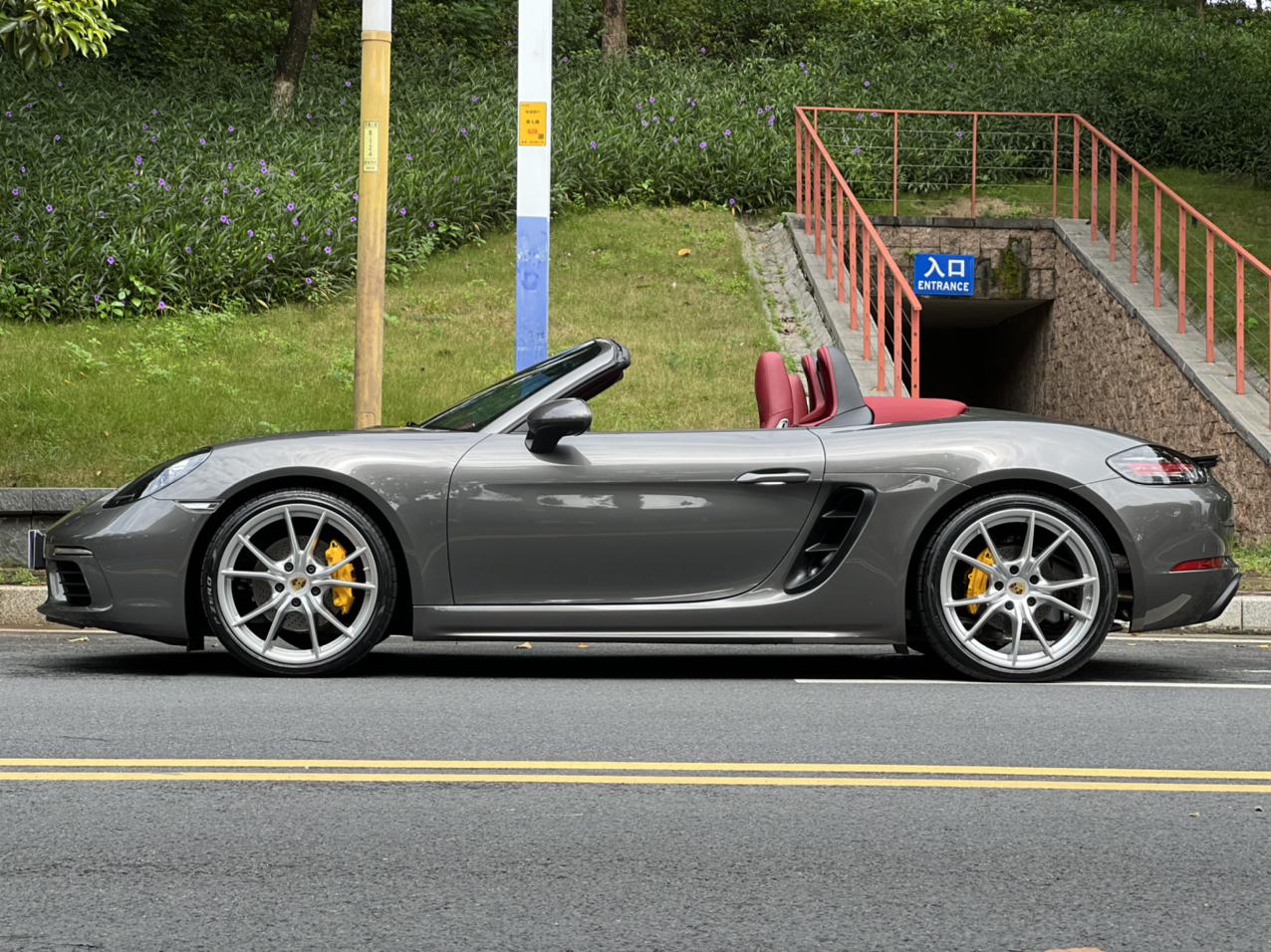 Porsche 718 2021 thumb 10