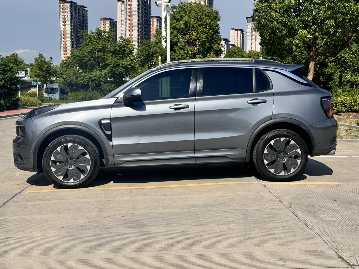 Lynk & Co 01 EM-P 2019 thumb 2